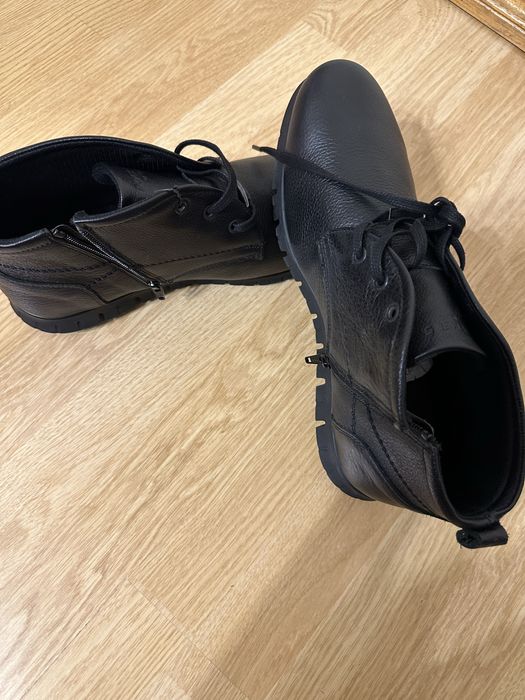 Мужские черные ботинки  100% кожа 46 размера