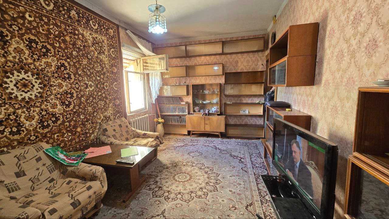 2/4/4 Чилогзар 14 квартал. Площадь 57м2"
