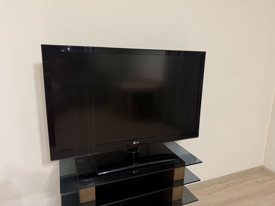 Телевизор LG (106 см) 42LV370S