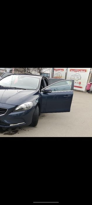 Volvo V40 2.0 D4 | Manuală | Proveniență Olanda
