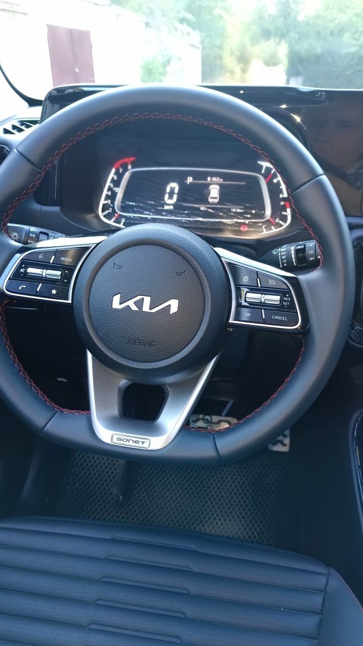 Kia sonet 3 poz 25 god aprel 2500 probeg