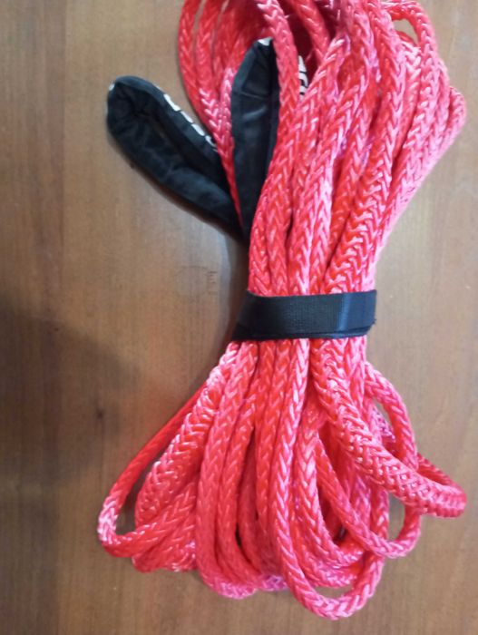 Трос  синтетический диаметр 8 мм длина 20 метра     для лебедок