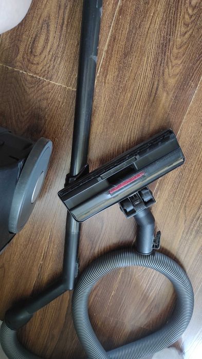 Пылесос Samsung 1600 б/у