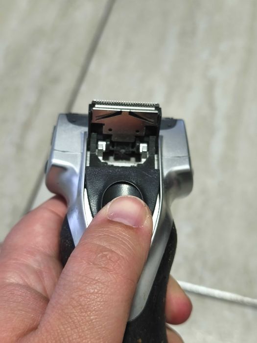 Aparat de ras electric Panasonic ES-RL21-S/doar in Cluj//25 lei