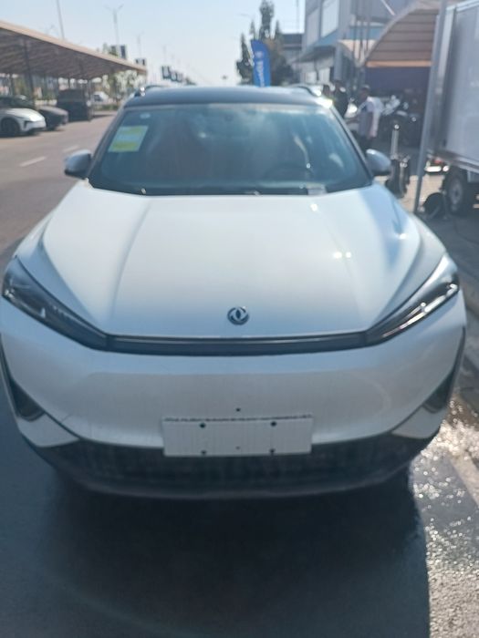 Dong feng aelous L7 EV 518 km