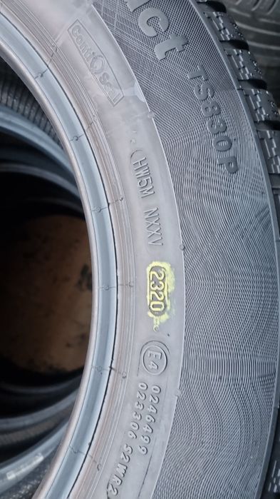 2 sau 4 Anvelope M/S (iarnă) Continental 215 60 R16 Impecabile.