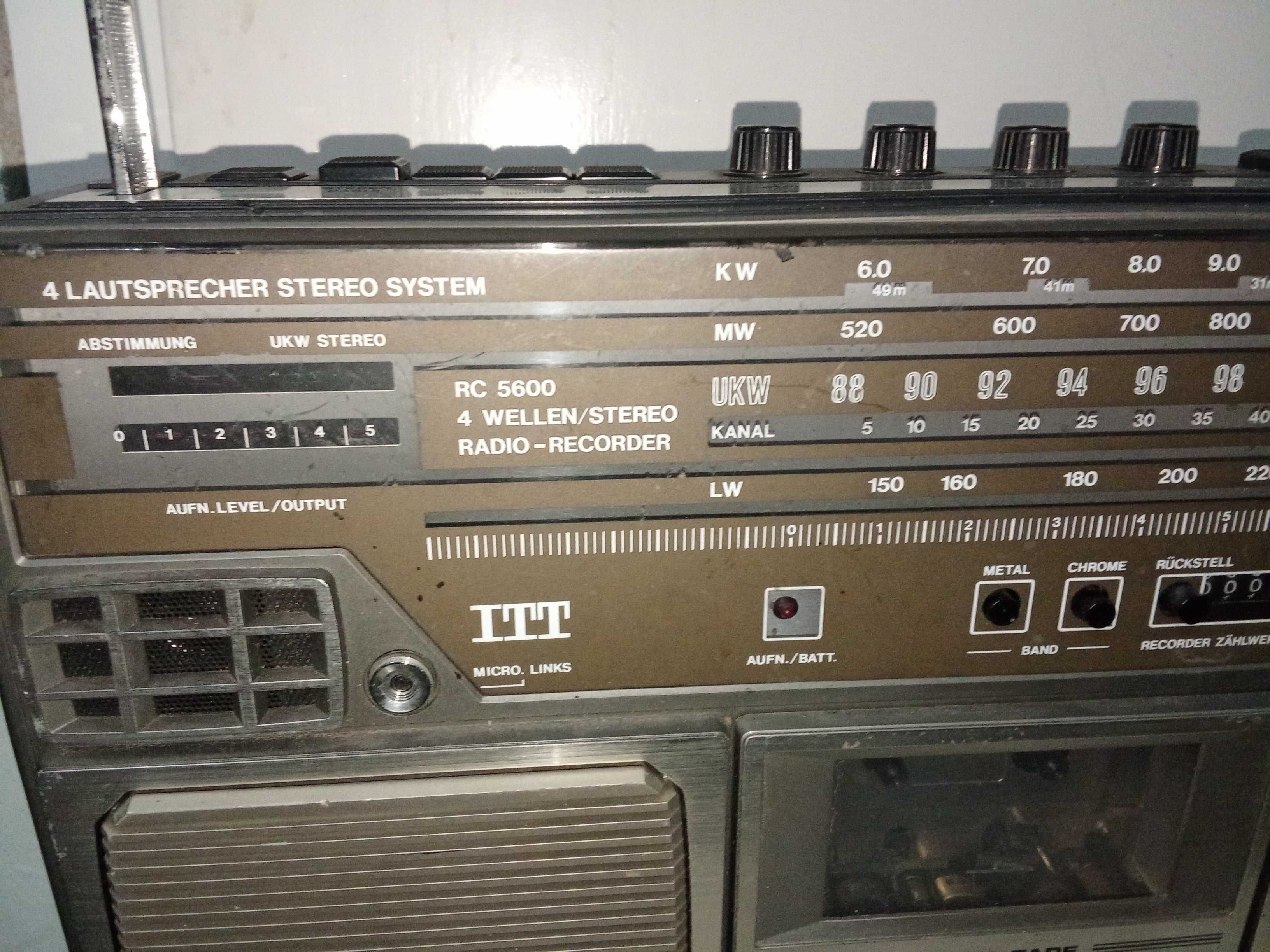 Радиокасетофон ITT RC 5600