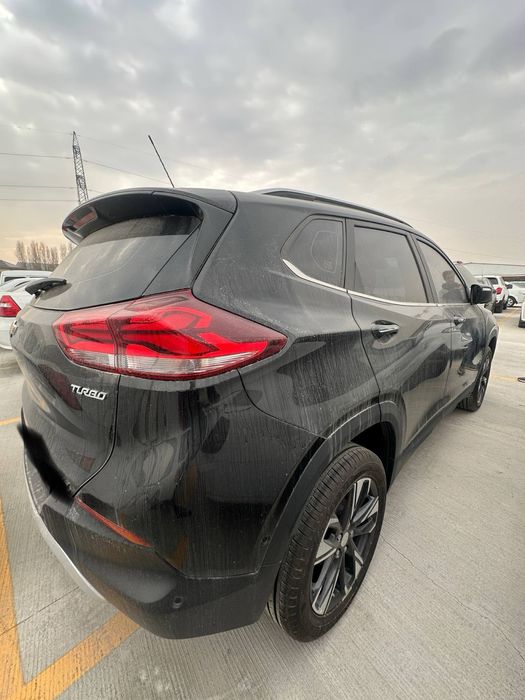 Tracker 2 2023 benzin