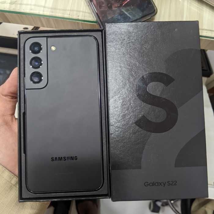 Samsung Galaxy S22 5G 128GB 8GB RAM Dual