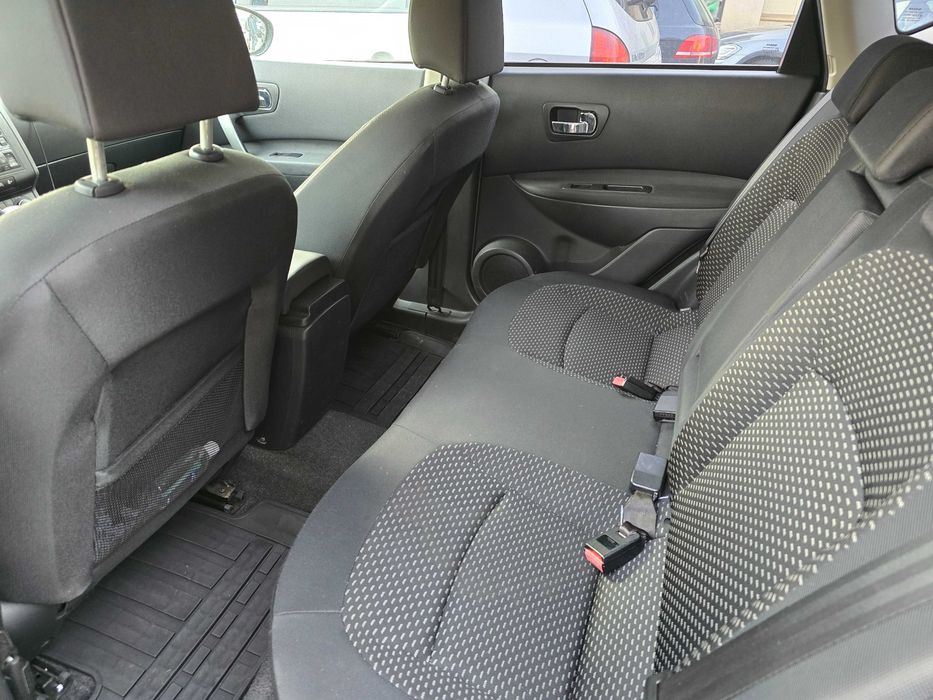 Vand Nissan Qashqai, 2009, benzina, 133.941 km