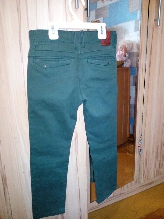 Продам брюки на мальчика