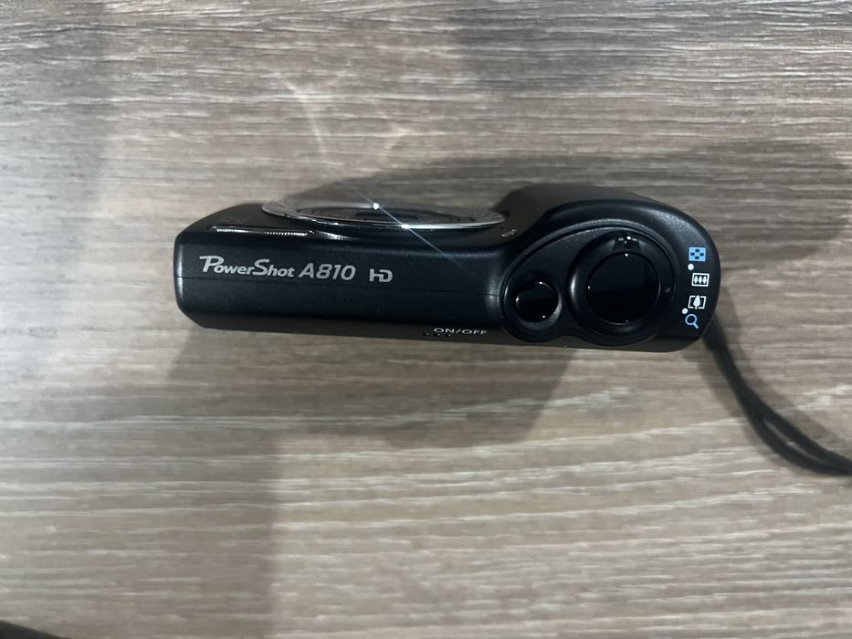 Vând 2xAparate foto CANON pentru ITP