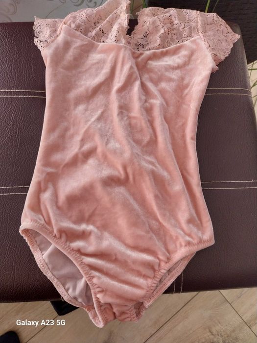 Трико и цвички за балет