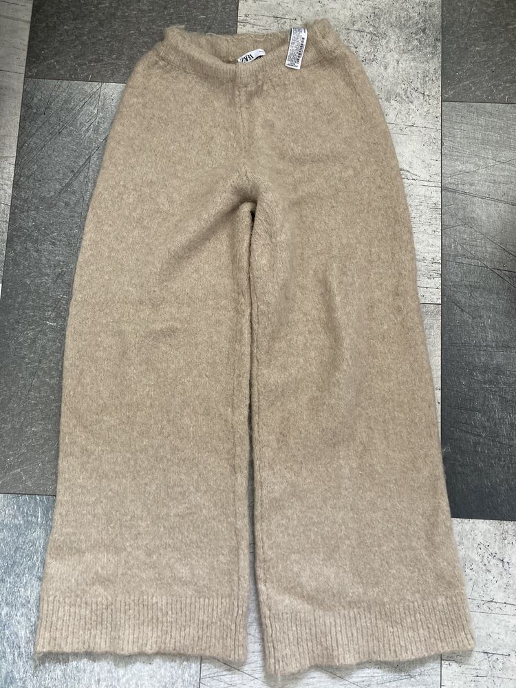 Pantaloni Zara, marime XS