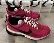 Дамски маратонки NIKE