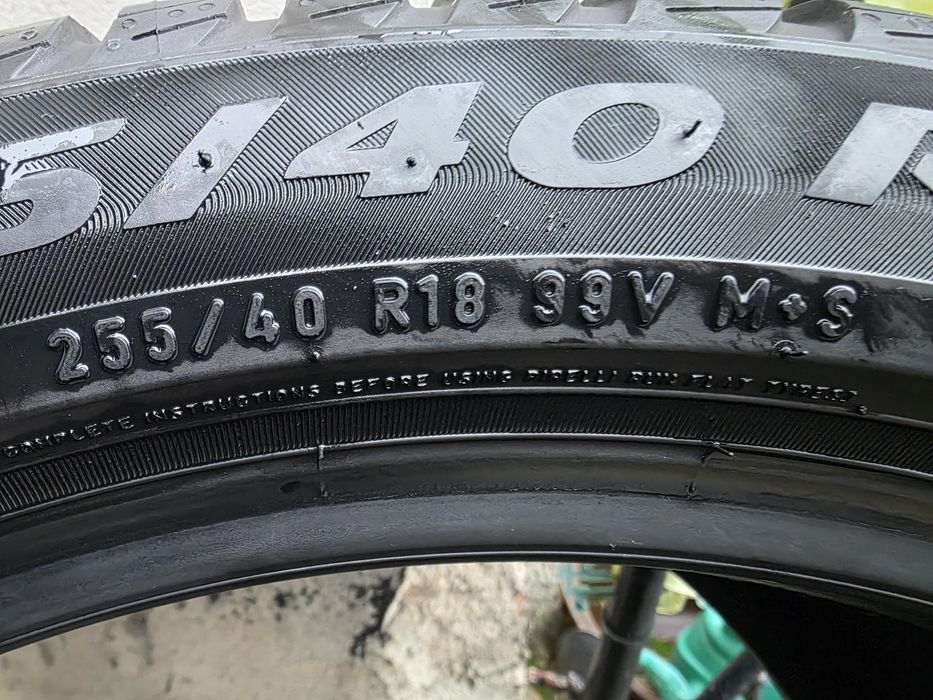 Vând două anvelope de iarna pirelli 255 40 18  dot 2722