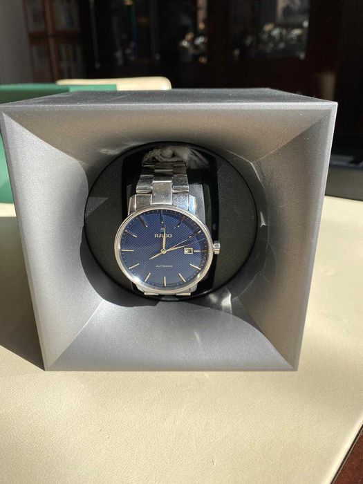 Watch winder SwissKubik - Cutie încărcare ceasuri automatice