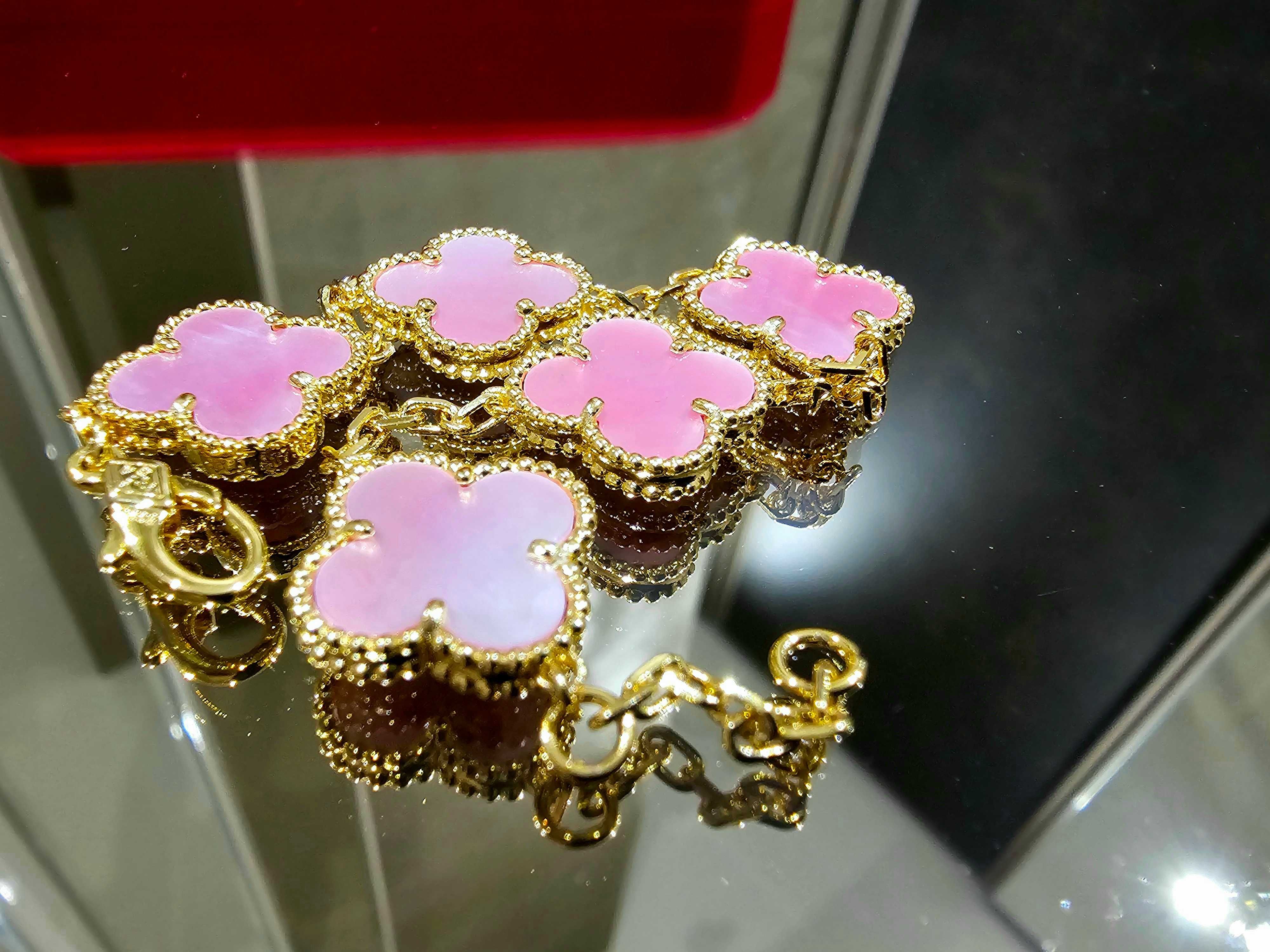 Van Cleef & Arpels VCA Gold Pink Opal 5 Motifs Alhambra Дамска Гривна
