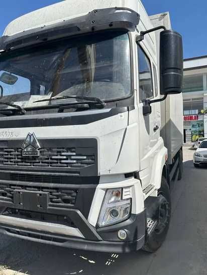 HOWO V5 ISUZU SHACMAN 9m furgonlari Sotuvda