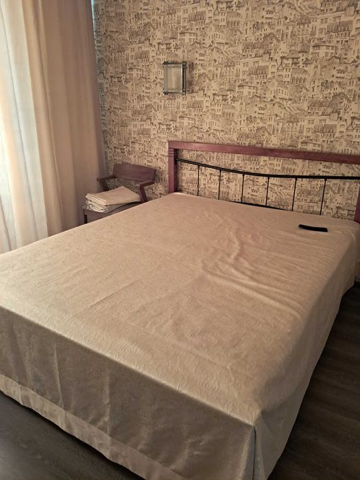 Продам кровать двуспальную Таиланд