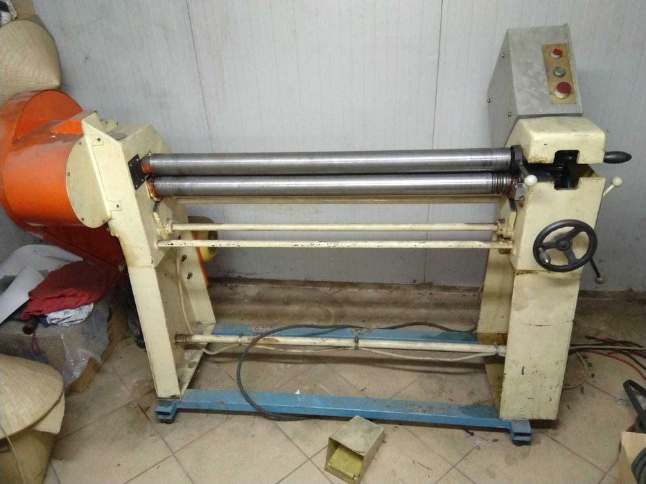 Mașină de roluit tablă MRT 1,5
