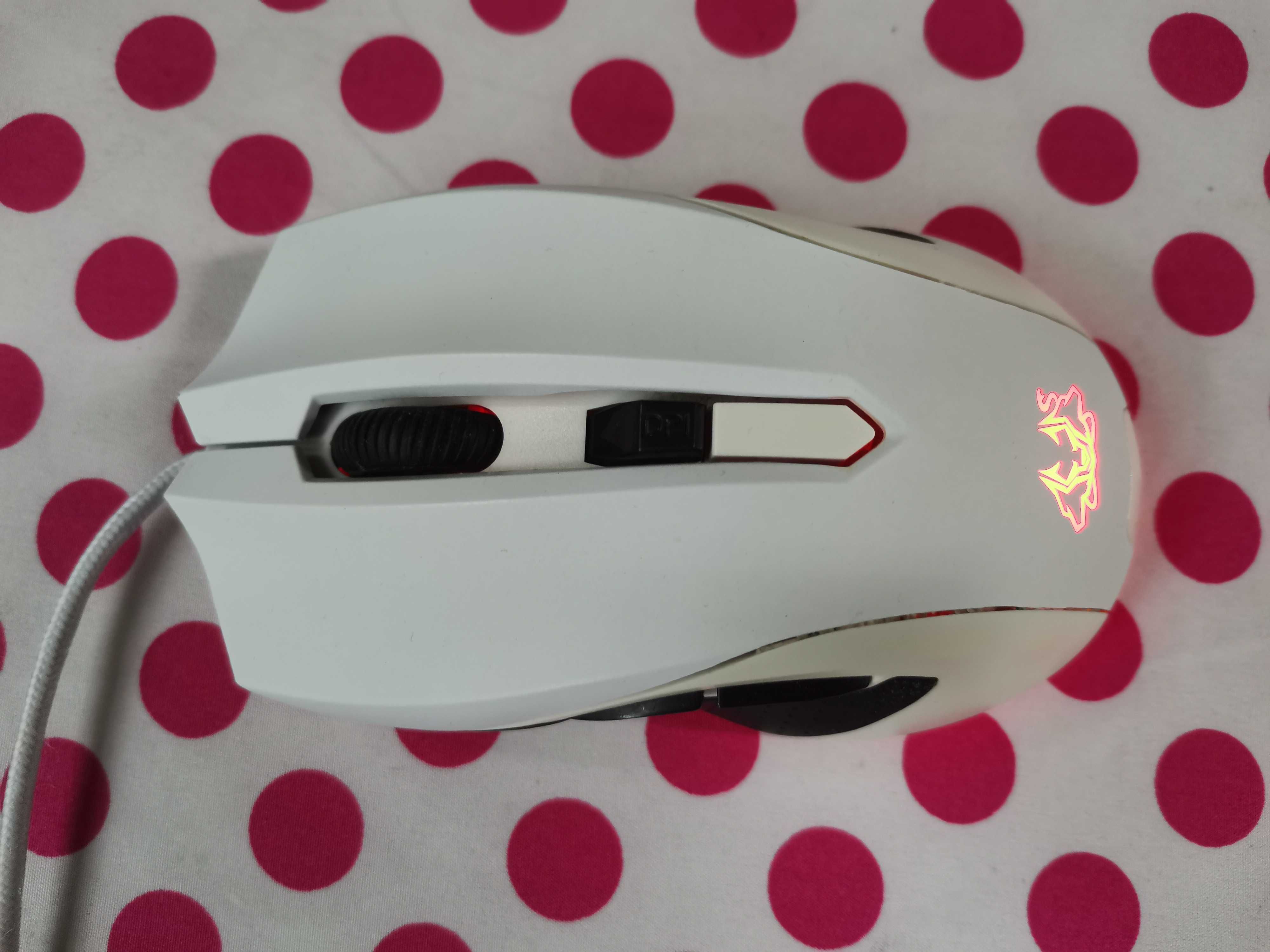 Mouse Gaming ASUS Cerberus White 2500 dpi.