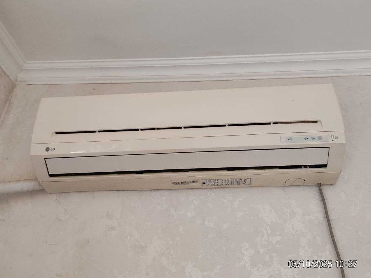 Продаётся отличный Кондиционер LG 12 G12LHS N450