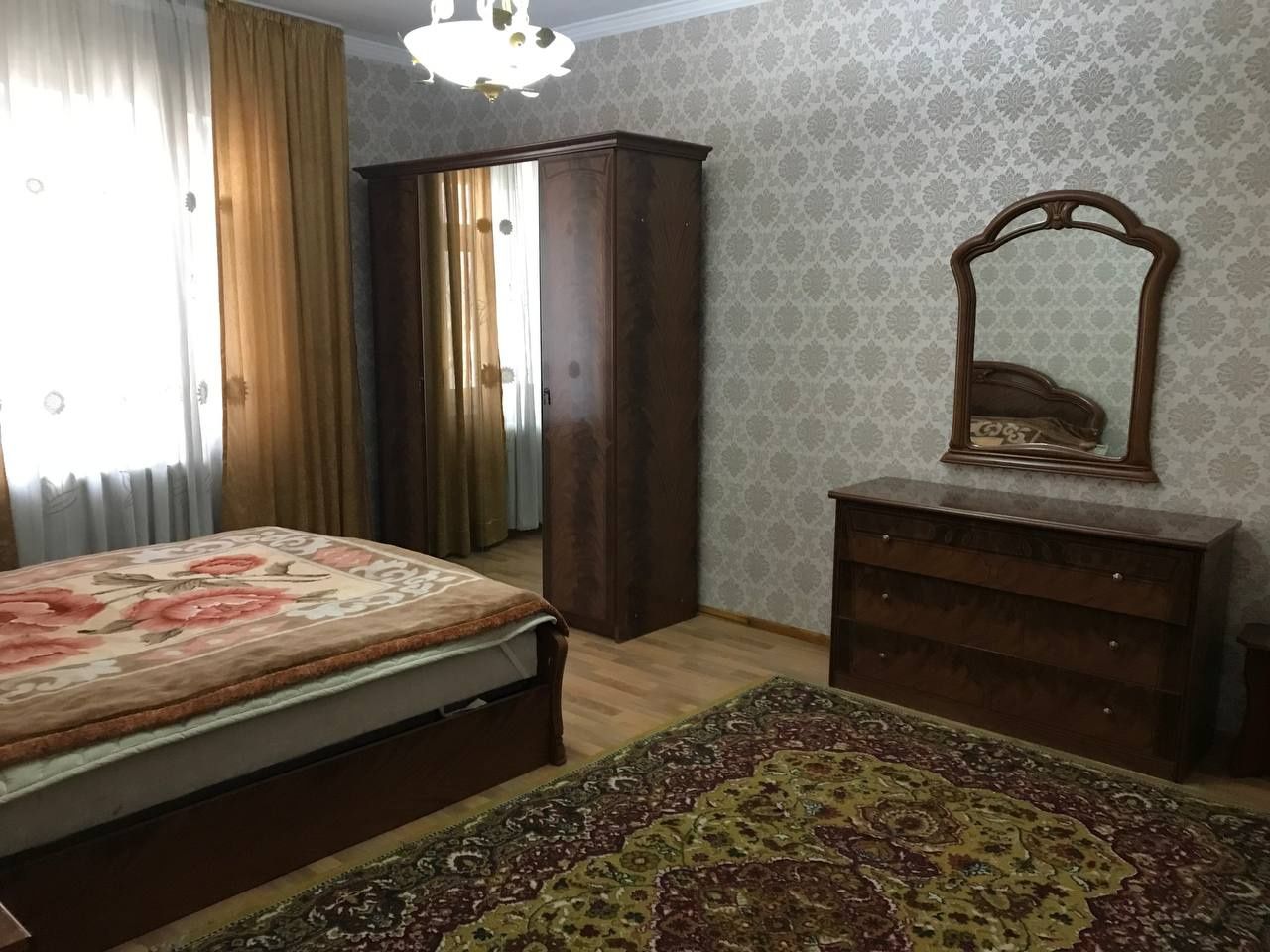Сдается 2х комн.кв. Госпитальный (м.Ойбек)