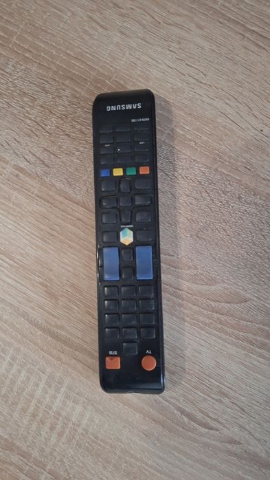 Vand televizor Samsung 40 inch (102 cm), model UE40H6203A