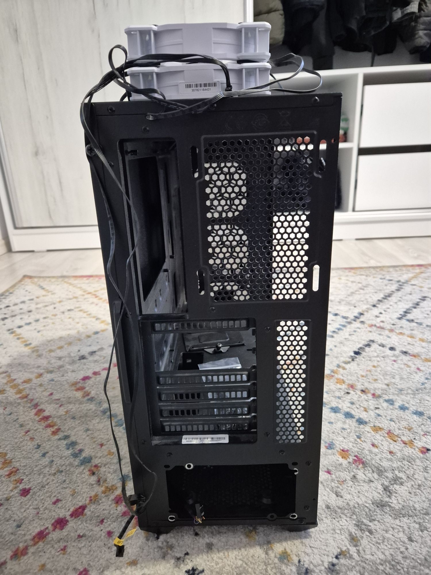 Carcasa Cooler Master +6 ventilatoare corsair