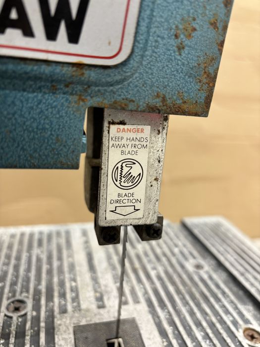 Настолен банциг Clarke