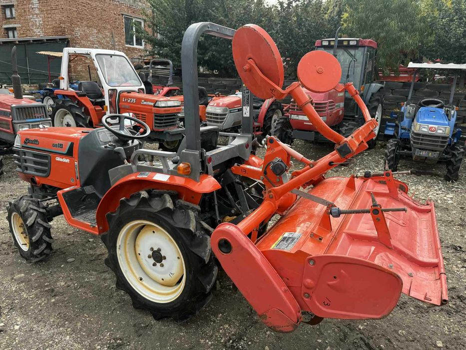 Трактор KUBOTA GB18 4x4
