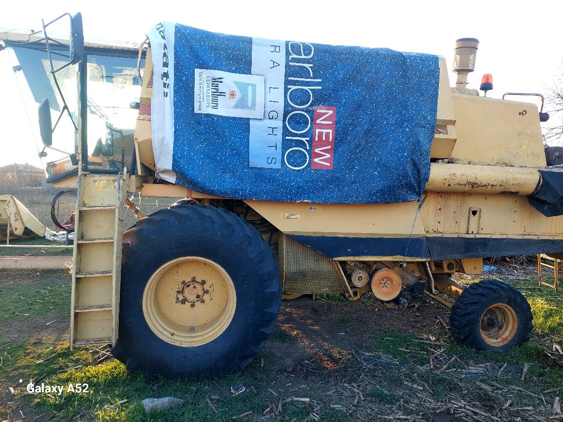 Combina new holland tf42
