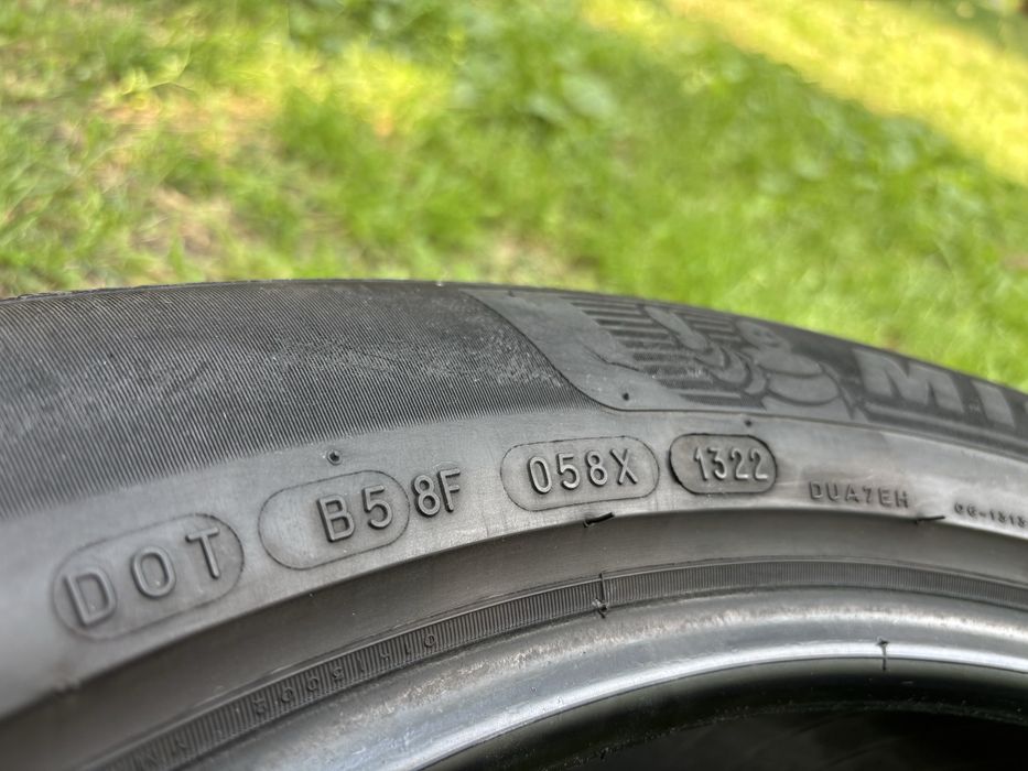 235/55 R19 Всесезонни Michelin Crossclimate SUV