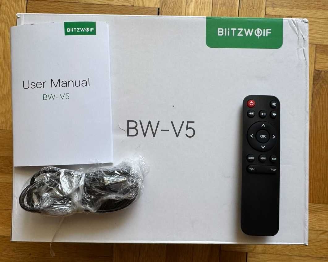 Проектор Blitzwolf BW-V5 с дефект (малко петънце на дисплея)