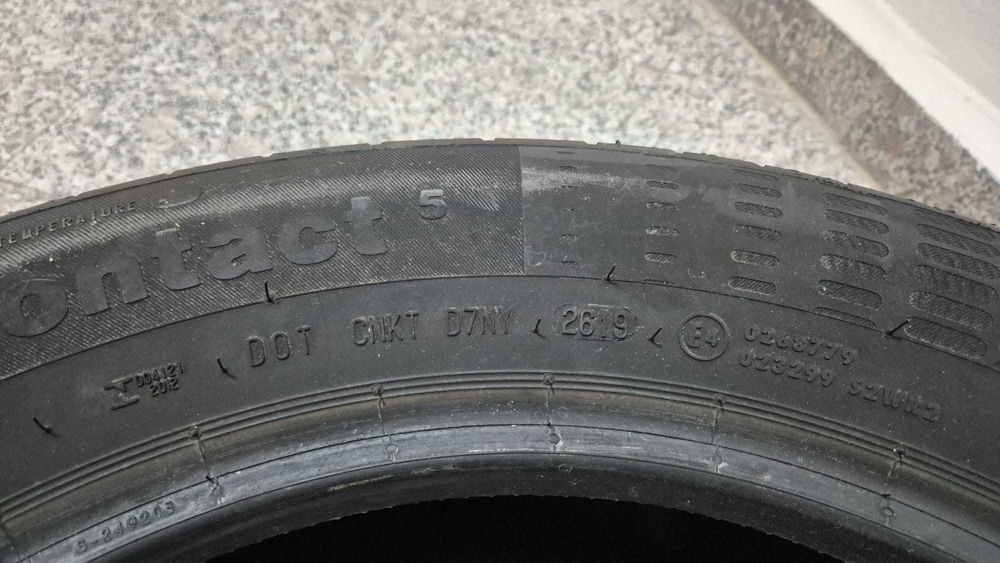 Anvelope Vara CONTINENTAL ContiEcoContact 5 MO 215/60 R17