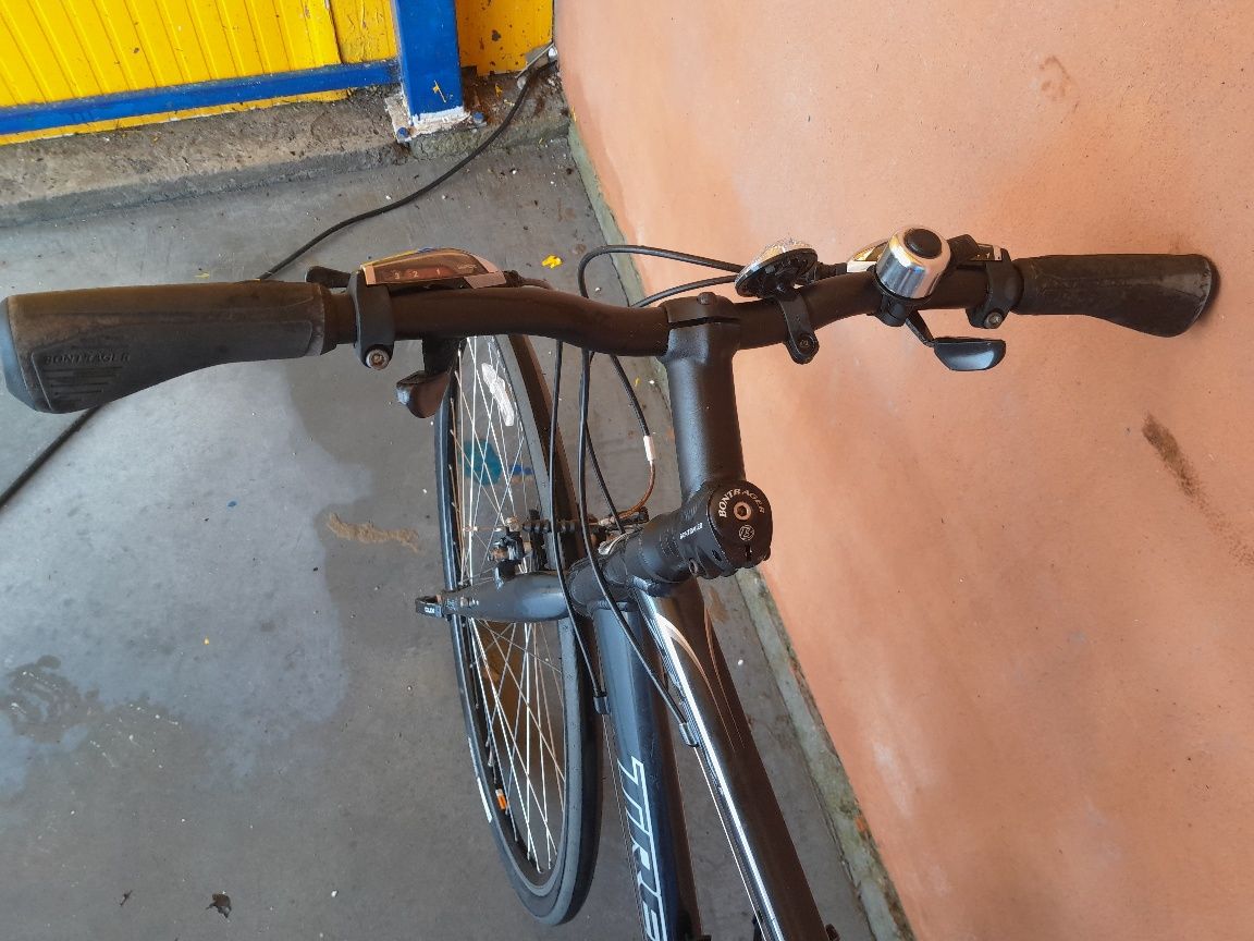 Bicicleta Trek echipata Shimano