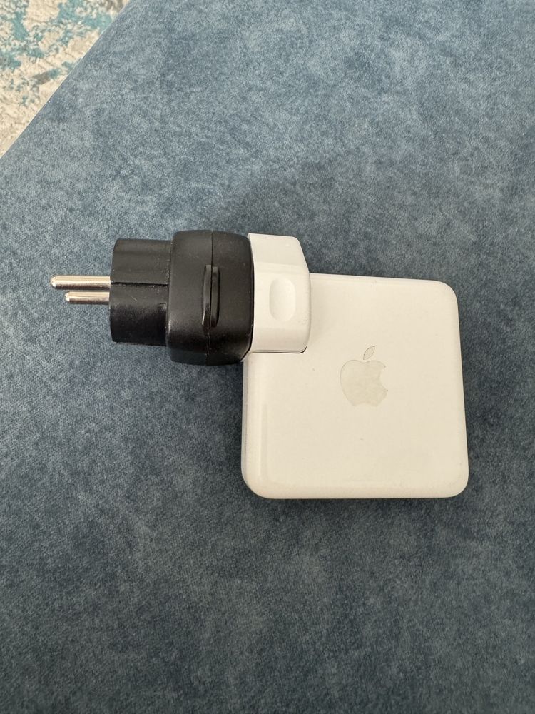 Incarcator apple