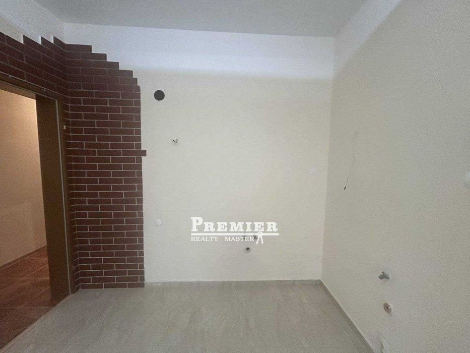 Продава се Двустаен апартамент в Бургас, Възраждане - 55 кв.м за 2364 €/кв.м - Снимка #5