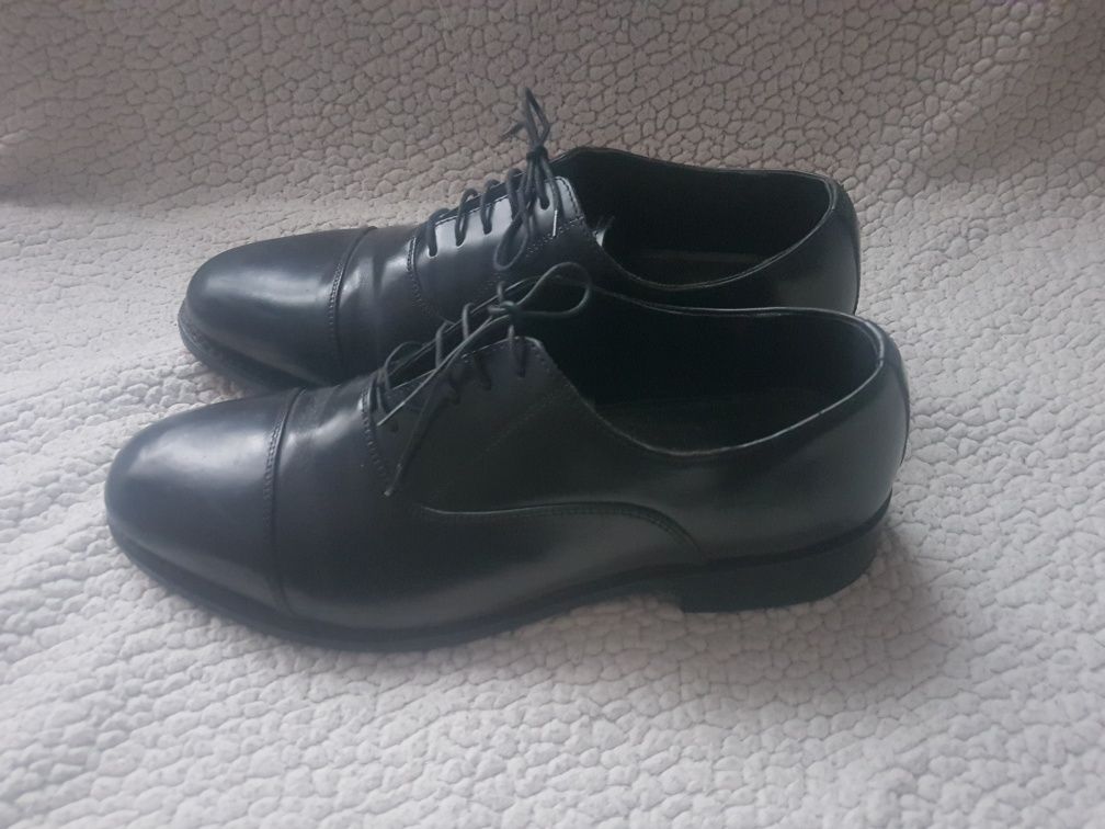 Mъжки официални  маркови обувки номер 44