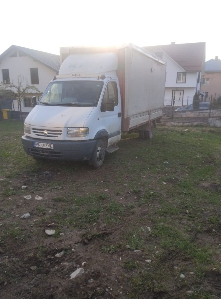 Vând Renault Mascot  2.8  motor de iveco