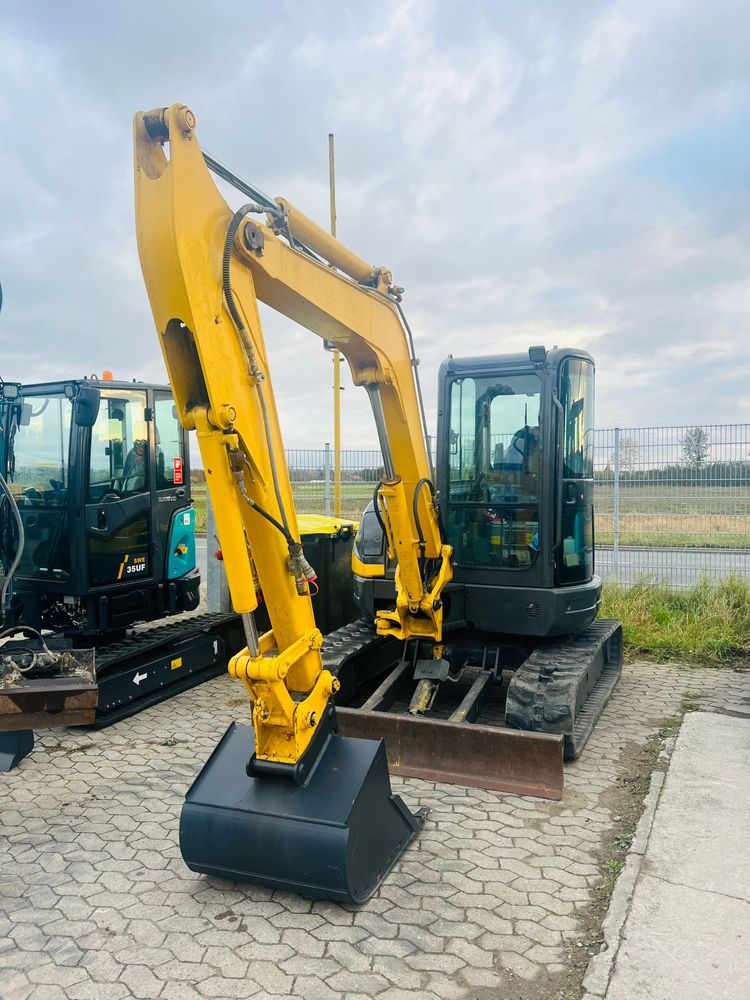 Excavator New Holland E50SR 3C