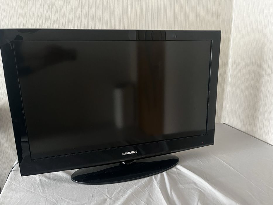 Телевизор Samsung 32 Inch