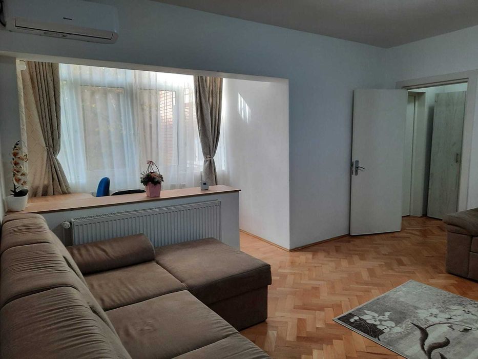 Proprietar inchiriez apartament 2 camere ultracentral str. Horia
