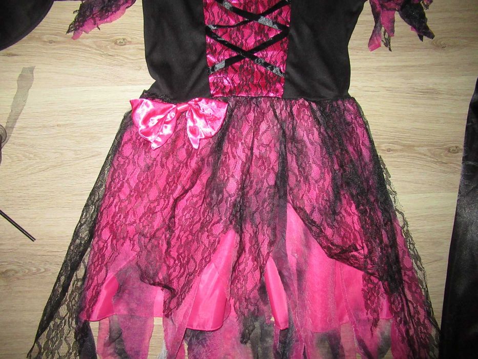 ХЕЛОУИН костюм СТРАХОТНА Рокля в 4 части--140 номер