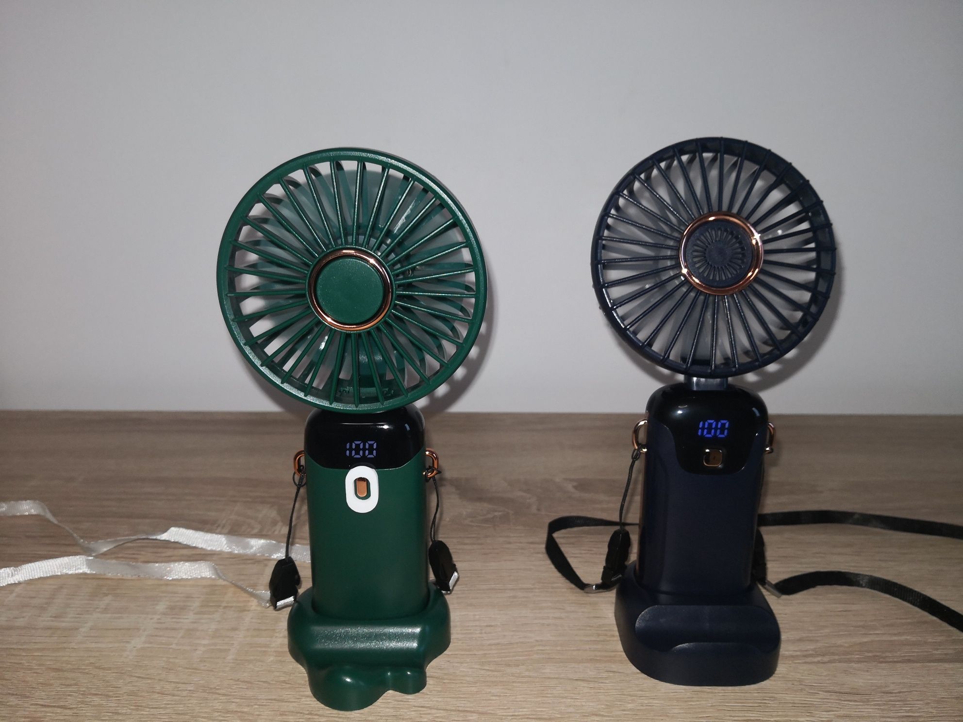 Vând  Ventilator Ultra Portabil, 3 in 1, De Mana, De Birou, De Gat,