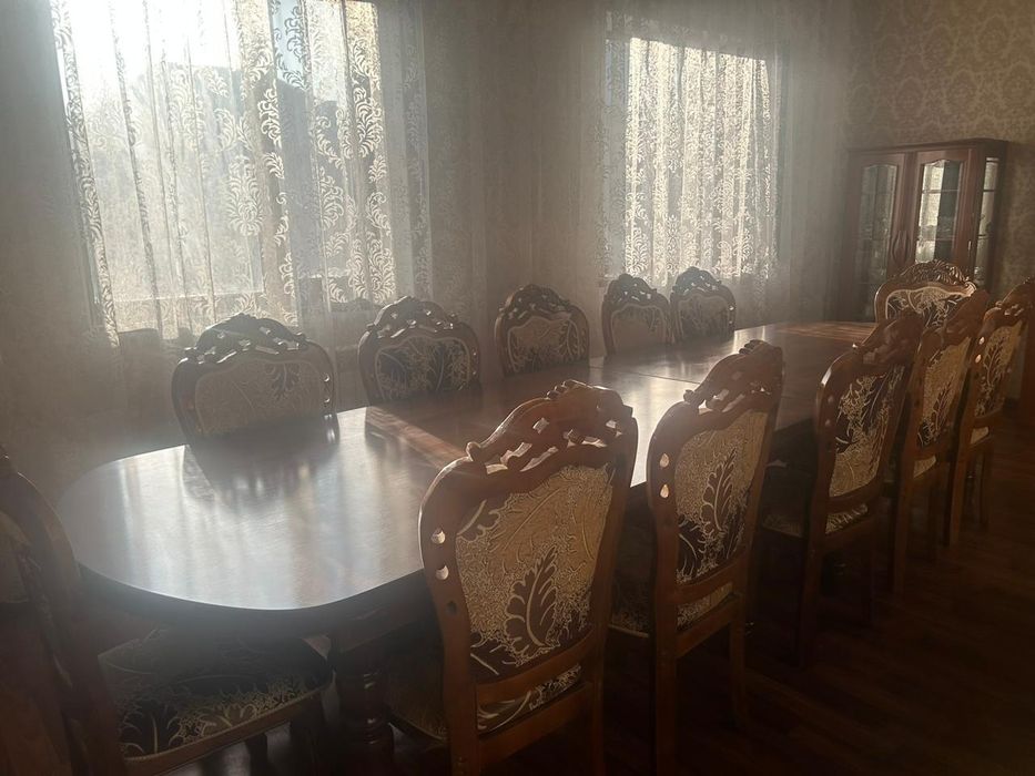 Стол 4 метра от чистого дерева