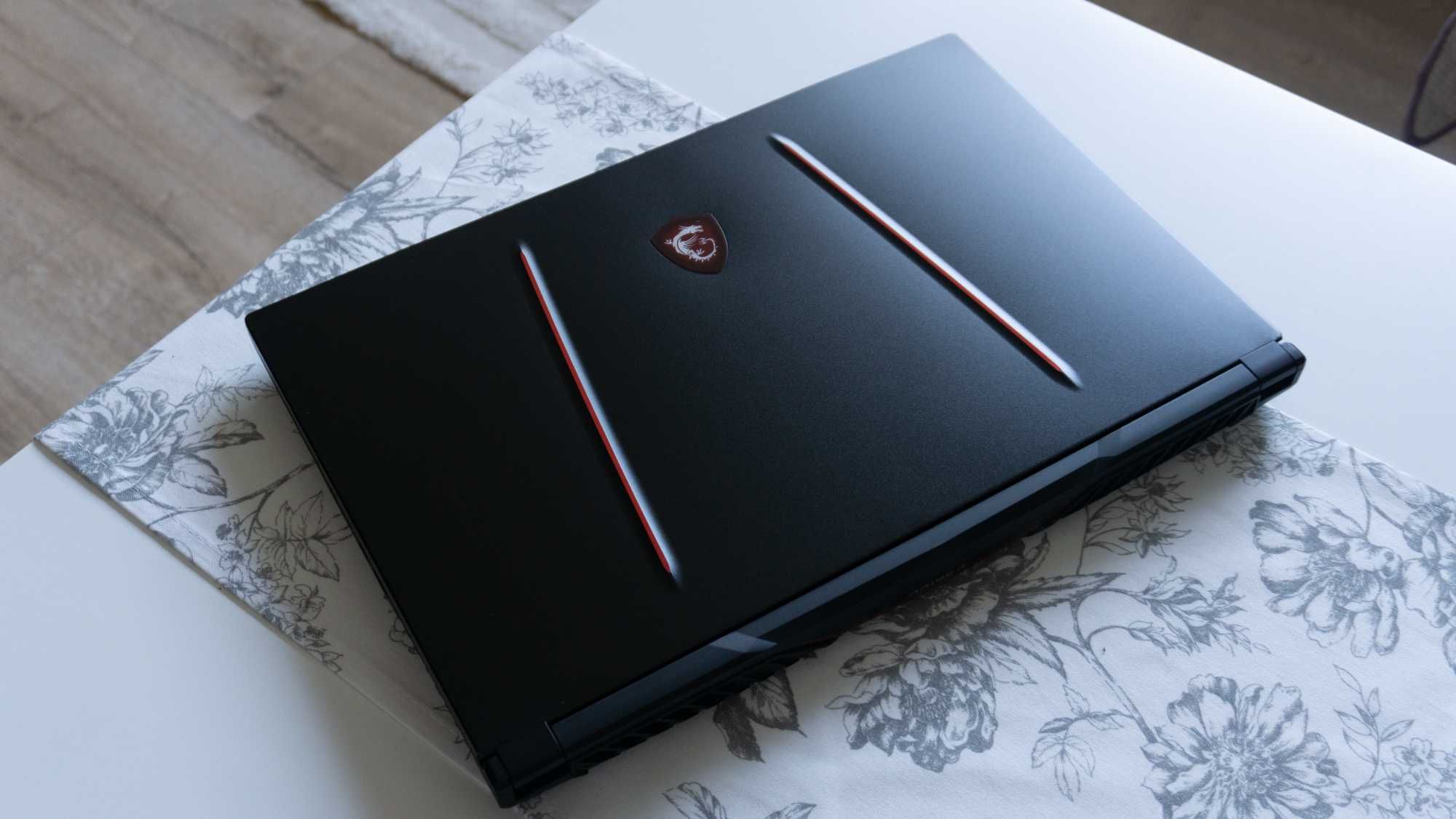 Laptop Gaming MSI Raider GE75 Intel I7 10gen RTX 2070 Super 300Hz 32GB
