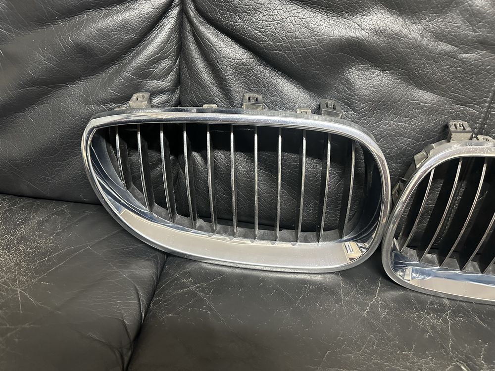 Бъбреци хром ОЕ за BMW E60/E61 facelift
