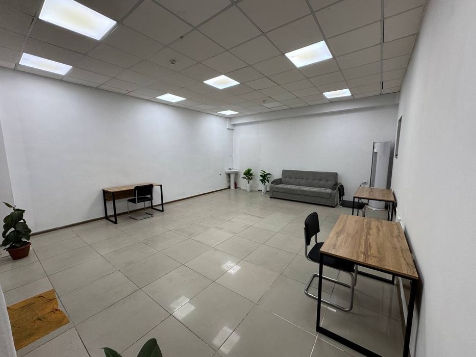 Офис с мебелью на 1м этаже 40м²